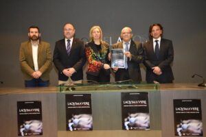 06-04-2017 Laquima Vere