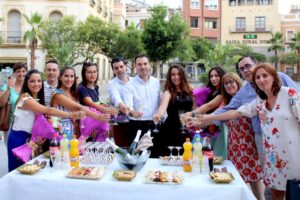 130717 Vino de honor con alcalde de Onda, Ximo Huguet, corporación municipal ayuntamiento, y Reinas y damas Fira d'Onda 2016-2017