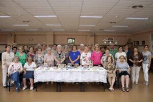 140617 entrega diplomas grupo cerámica ayuntamiento de onda encarna ribes