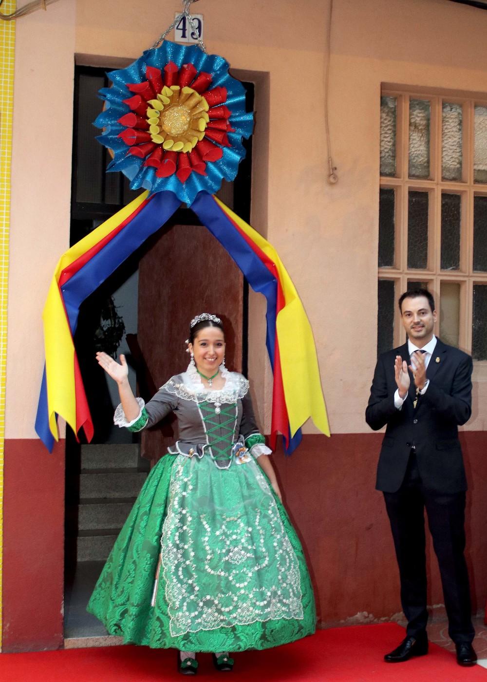 alcalde de Onda Ximo Huguet y reina Fira d'Onda Mireia