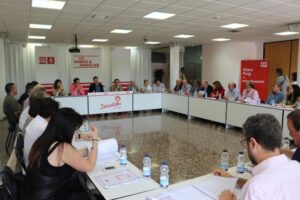 150509 Reunión Puig presentación programa económico