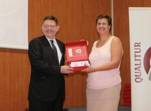 150715 entrega banderas qualitur (7)