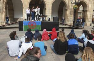 170405 celebración día del poble gitano (22)