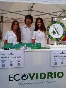 Reciclaje en el Arenal Sound de Burriana.