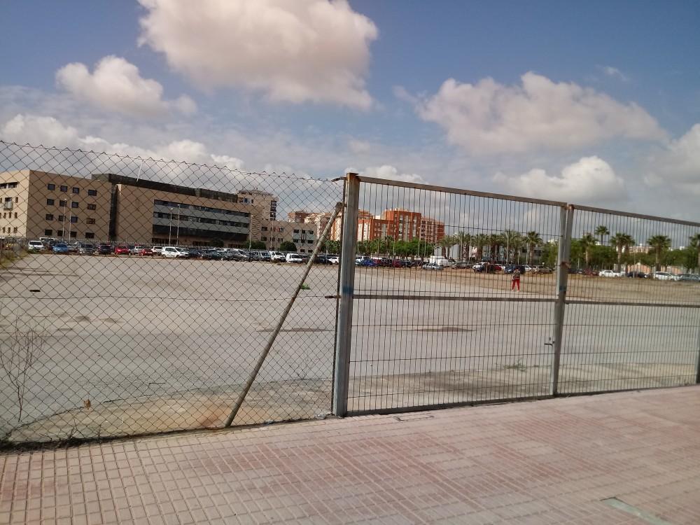 Solar delante Ciutat Justicia Castellón