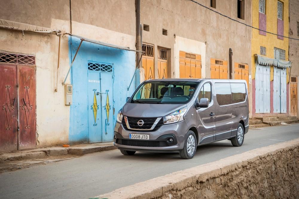 Nissan NV300 Combi