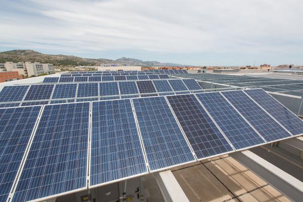 paneles solares, energía renovable, UJI