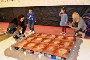 Acción espontánea del público tras conocerse la noticia del primer cuerpo de Iguala