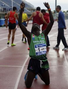 Antoine Gakeme se problamón subcampeón del mundo en el medio fondo.