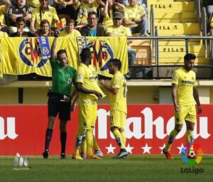 El Villarreal se quedó con diez por la expulsión de Bailly. FOTO: LFP