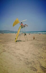 Bandera amarilla Playa Castellón
