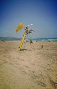 Bandera amarilla Playa Castellón