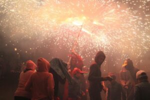 Botafocs Ball de Dimonis en el Correfoc de Vilafamés
