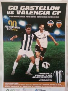 Cartel anunciador del partido Castellón-Valencia, con Marenyà y Soldado como capitales de sus equipos.
