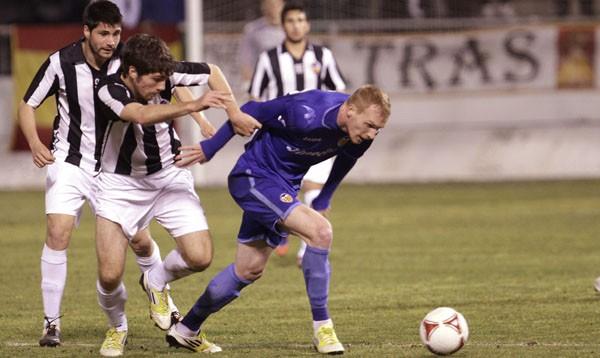 El Castellón no pasó del empate a cero goles en el campo de un Gandia que acabó con diez futbolistas.