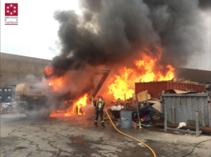 Incendio empresa reciclaje Almassora