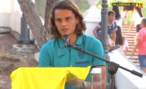 Apenas tres minutos duró la rueda de prensa del delantero turco Unes Ünal.