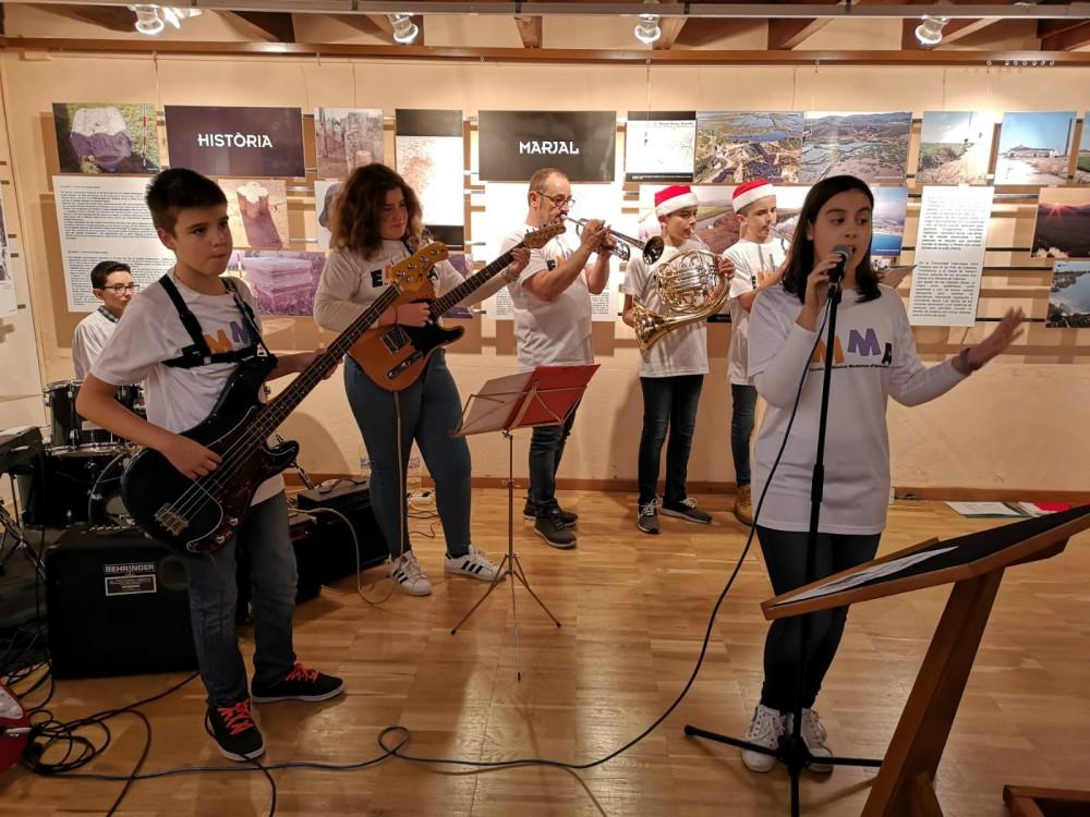 Almenara, Combos EMMA