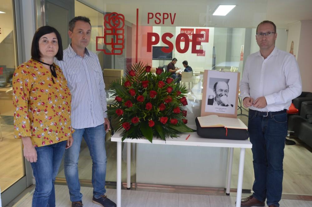 PSPV-PSOE Castelló, libro firmas Rubalcaba