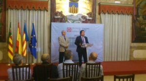 Ignacio Morell y el presidente de la Diputación.