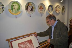 Detalle de público durante la inauguración