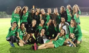 El equipo femenino también brilló con luz propia en el campeonato nacional.