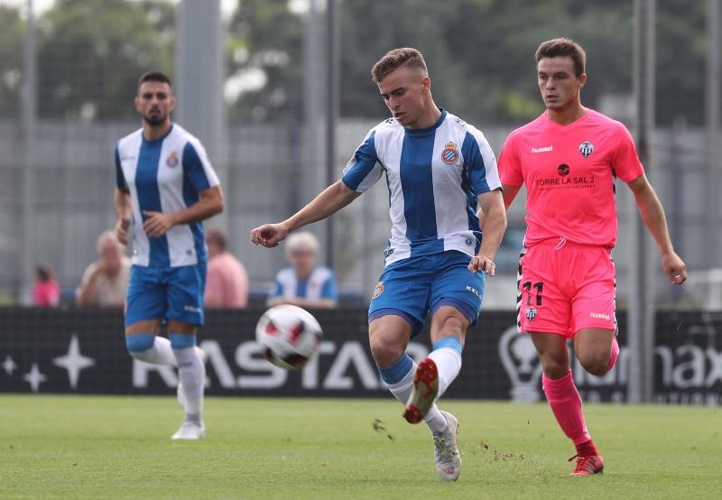 Joseba Muguruza, en una acción en el partido contra el Espanyol B. FOTO: RCD ESPANYOL