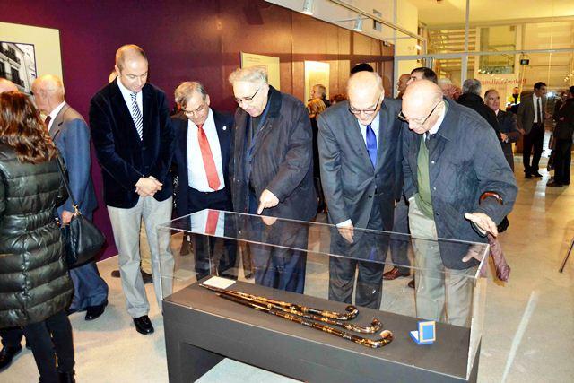 ????????????????????????????????????