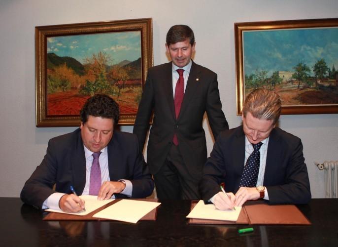firma alquiler con Ayuntamiento de Castellón 14-2-2013