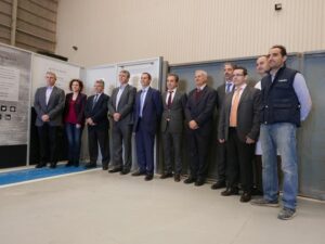 Foto de grupo del conseller Climent en Colorker