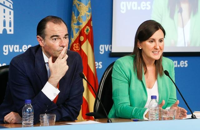 Rueda de prensa de los consellers Catalá y Llombart, posterior al pleno del Consell. 12/09/2014. Foto. Calahorro.