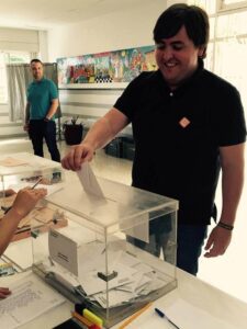 Granel votando en Borriana