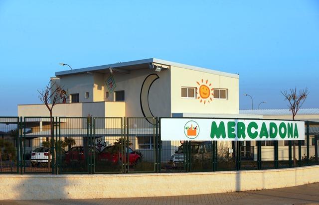 guarderia del centro logistico de MERCADONA en Huevar. Sevilla.