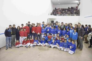 Homenatge a les escoles de pilota de la província