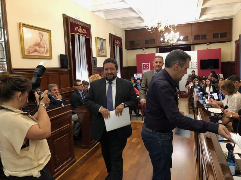 Pleno diputacion Castellon 231018 Moliner