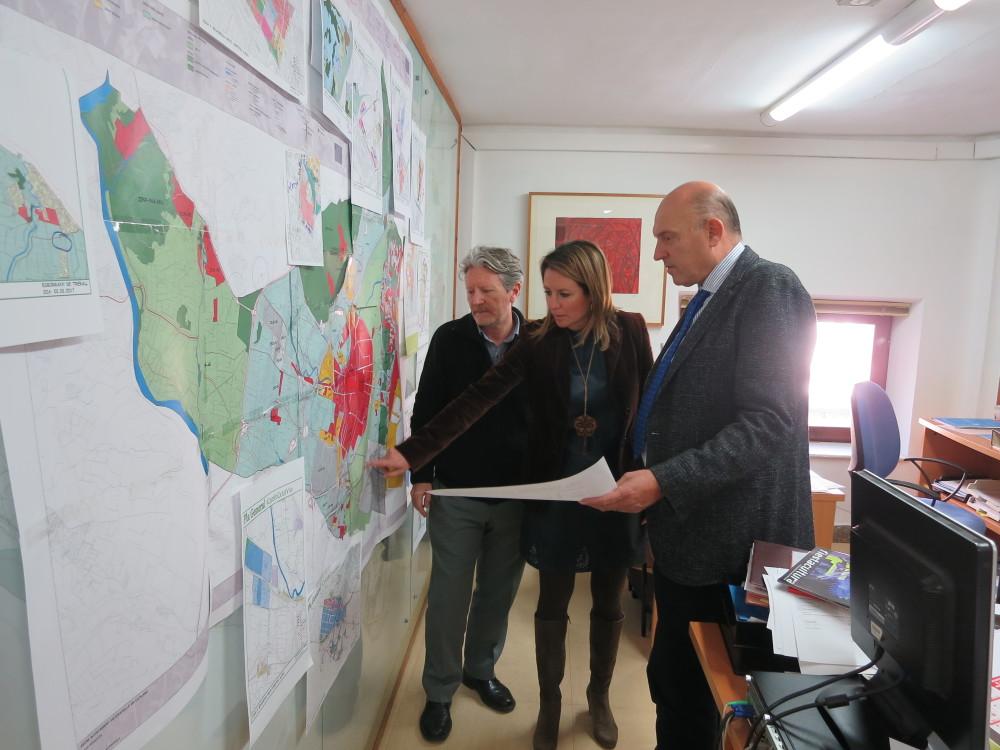 Begoña Carrasco estudia el PGOU de Castellón