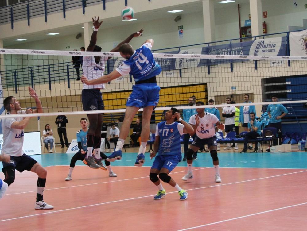 Los castellonenses completaron un gran partido ante el CV Melilla. FOTO: RFEVB