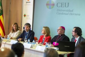 Inauguración del curso en el CEU.