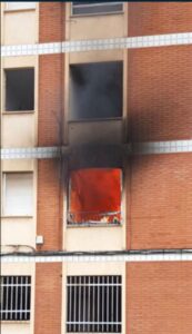 Incendio edificio 167 Almassora 200417 5