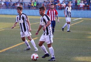 Los aficionados presenciaron tres goles del Castellón en cada periodo. 