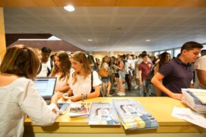 JORNADA_ACOLLIDA_17DLL25