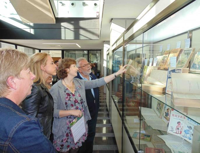 Nuria Felip y Maria Arenós durante la exposición.
