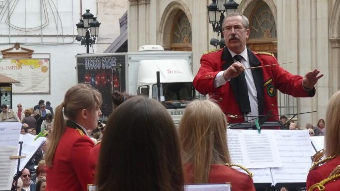Concierto de la Agrupación letona en la plaza Mayor.