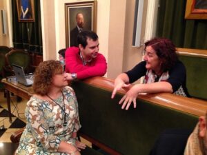 Pleno Ayuntamiento CS Presupuestos 28XI13 (12) Carmen Carreras y ALi Brancal