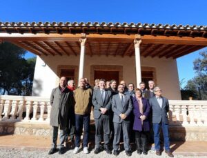 Puig con los intregrantes del Consorci del Millars en el Azud de Vila-real