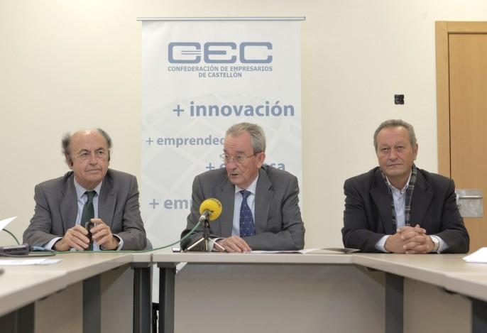 Rafael Montero, José Roca y Fermín Renau, en rueda de prensa en la CEC.