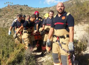 Rescate ciclista herido en Penyeta Roja 05-11-16 bis