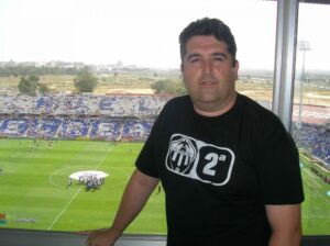 Santi Arcas en el Nuevo Colombino, en partido de Liga jugado en 2007.