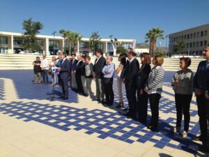 UJI vicent Climent M Jose Salvador Cercanías C6 11X16  (39)