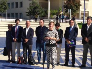 UJI vicent Climent M Jose Salvador Cercanías C6 11X16  (49)